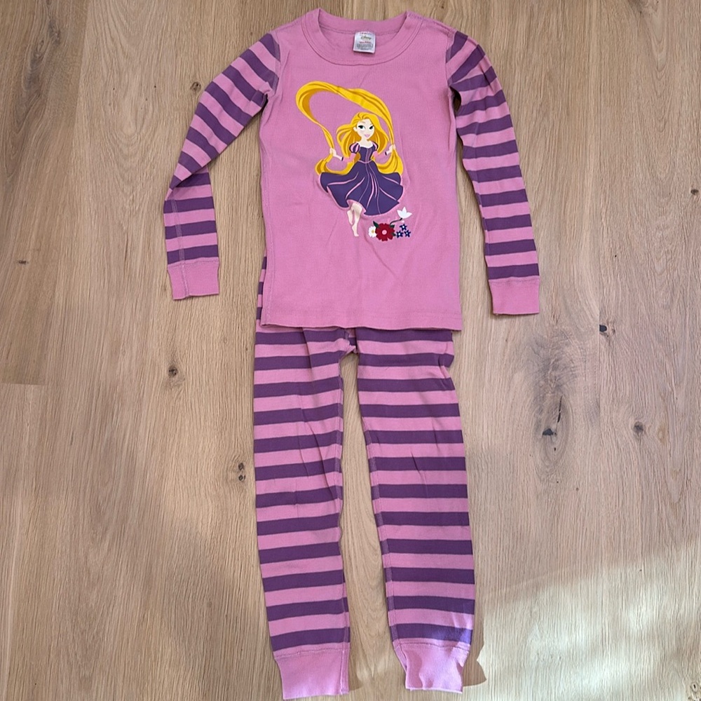 Hanna Andersson size 5 pajamas - Picture 1 of 3